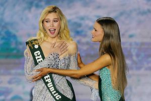 Lucie Pisková srovnání před a po plastické operaci nosu
